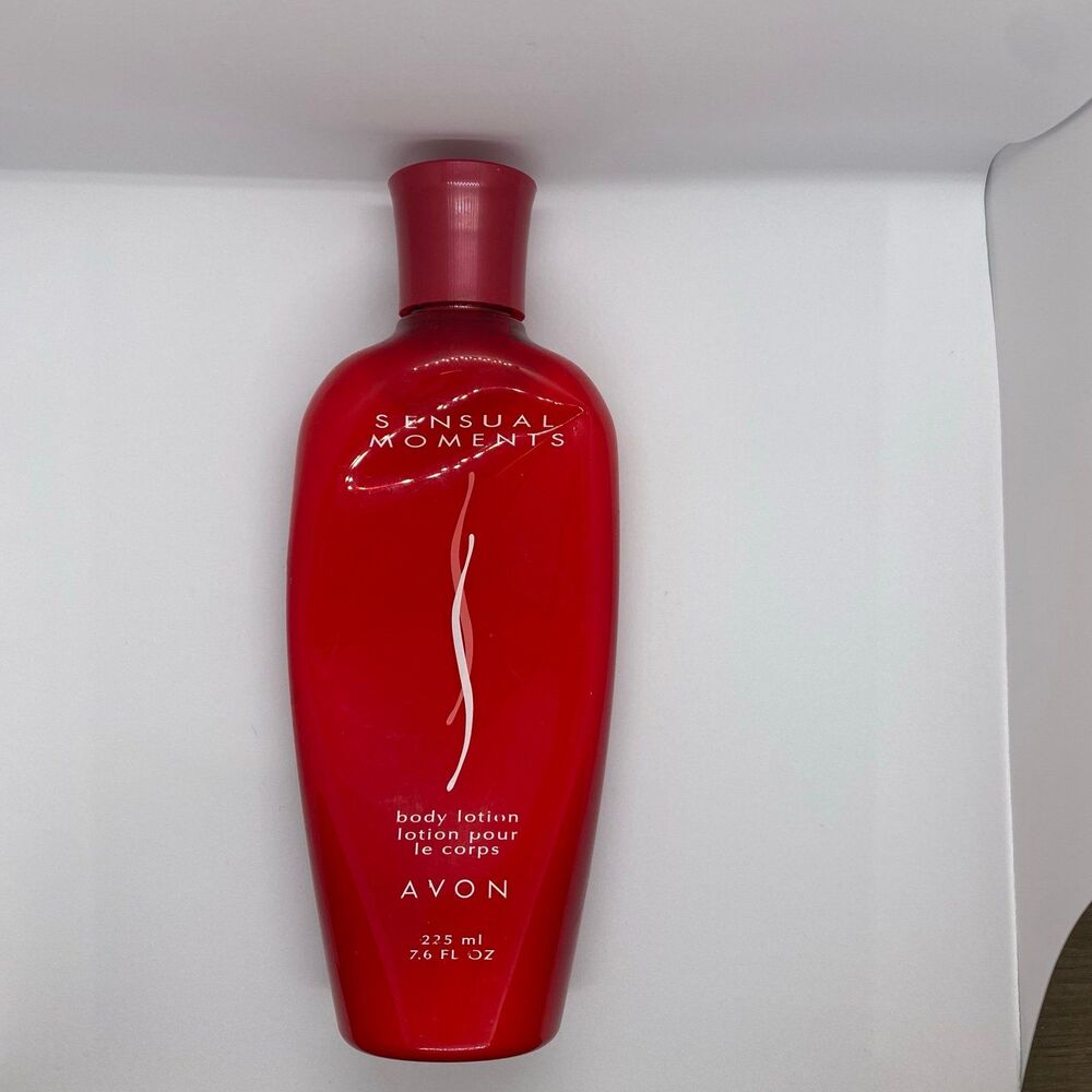Avon Rare RED Sensual Moments Body Lotion 7.6 fl oz NEW Sealed Never Opened